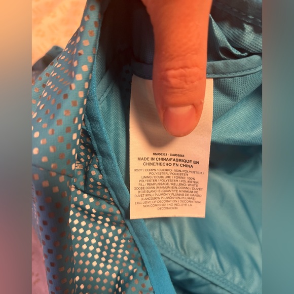 Teal blue Nike aeroloft 800 Running run vest, women’s medium - Picture 8 of 9